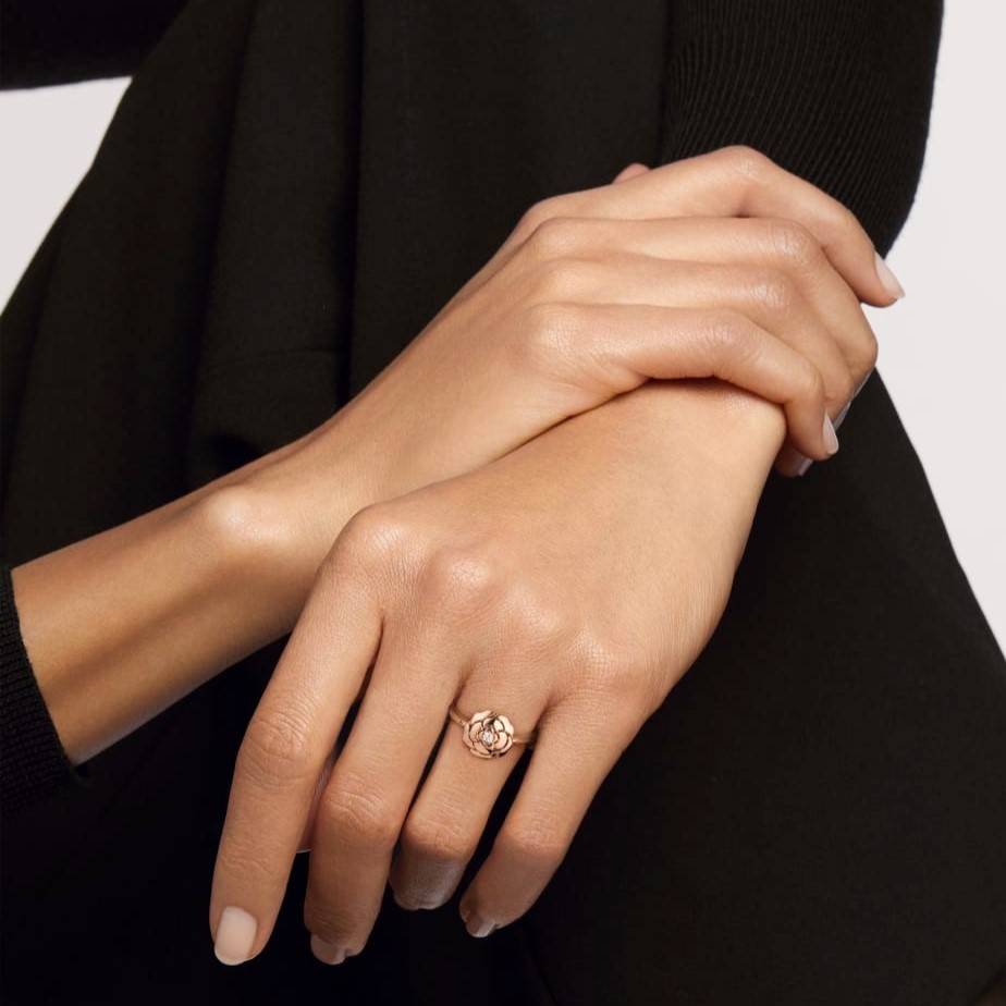 Ch**el Extrait De Camélia Ring Rose Gold For Women J11662