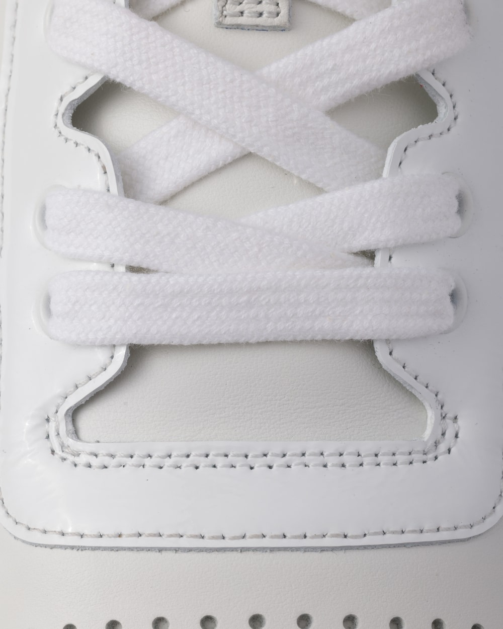 Pra*a Downtown Leather Sneakers White For Men 2EE364_3LQB_F0009_F_D001
