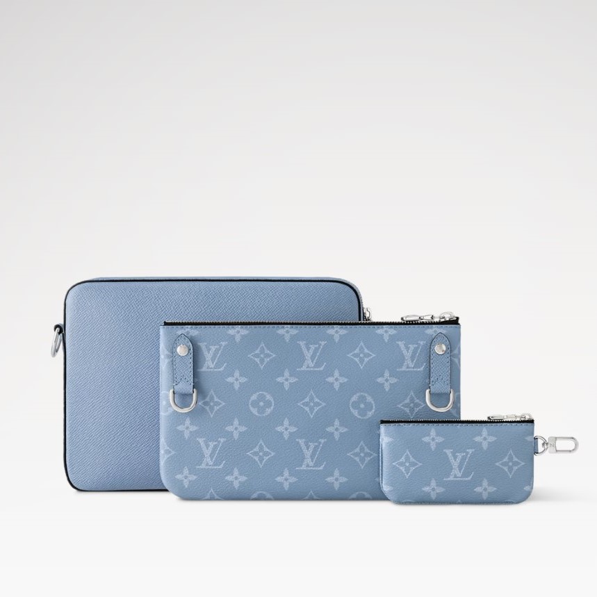 L0vis Vvtt0n Trio Messenger Sky Blue For Men 9.8in/25cm M14069