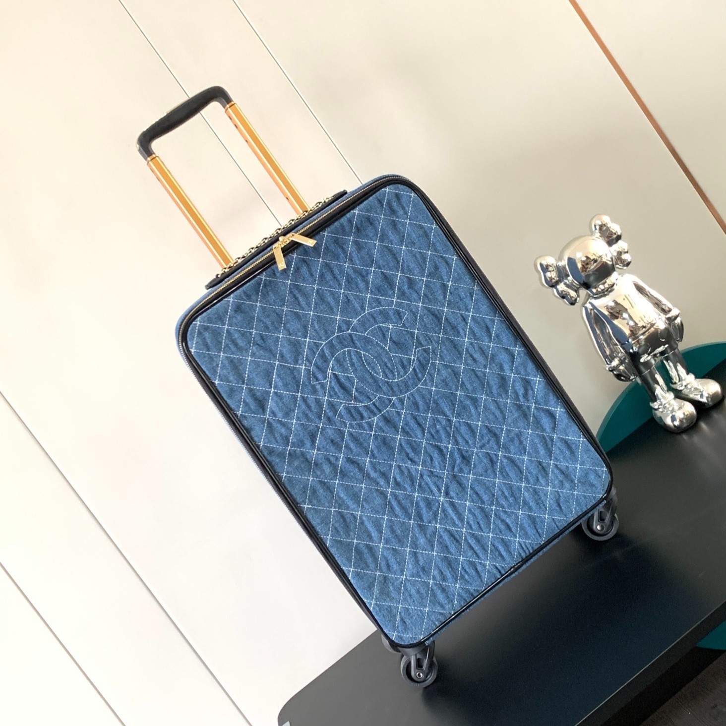 Ch**el Classic D1am0nd-Quilted Suitcase Blue 19.7in/50cm