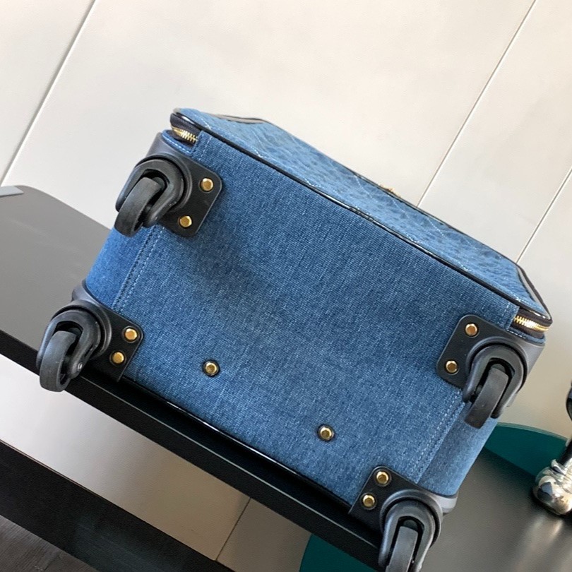 Ch**el Classic D1am0nd-Quilted Suitcase Blue 19.7in/50cm