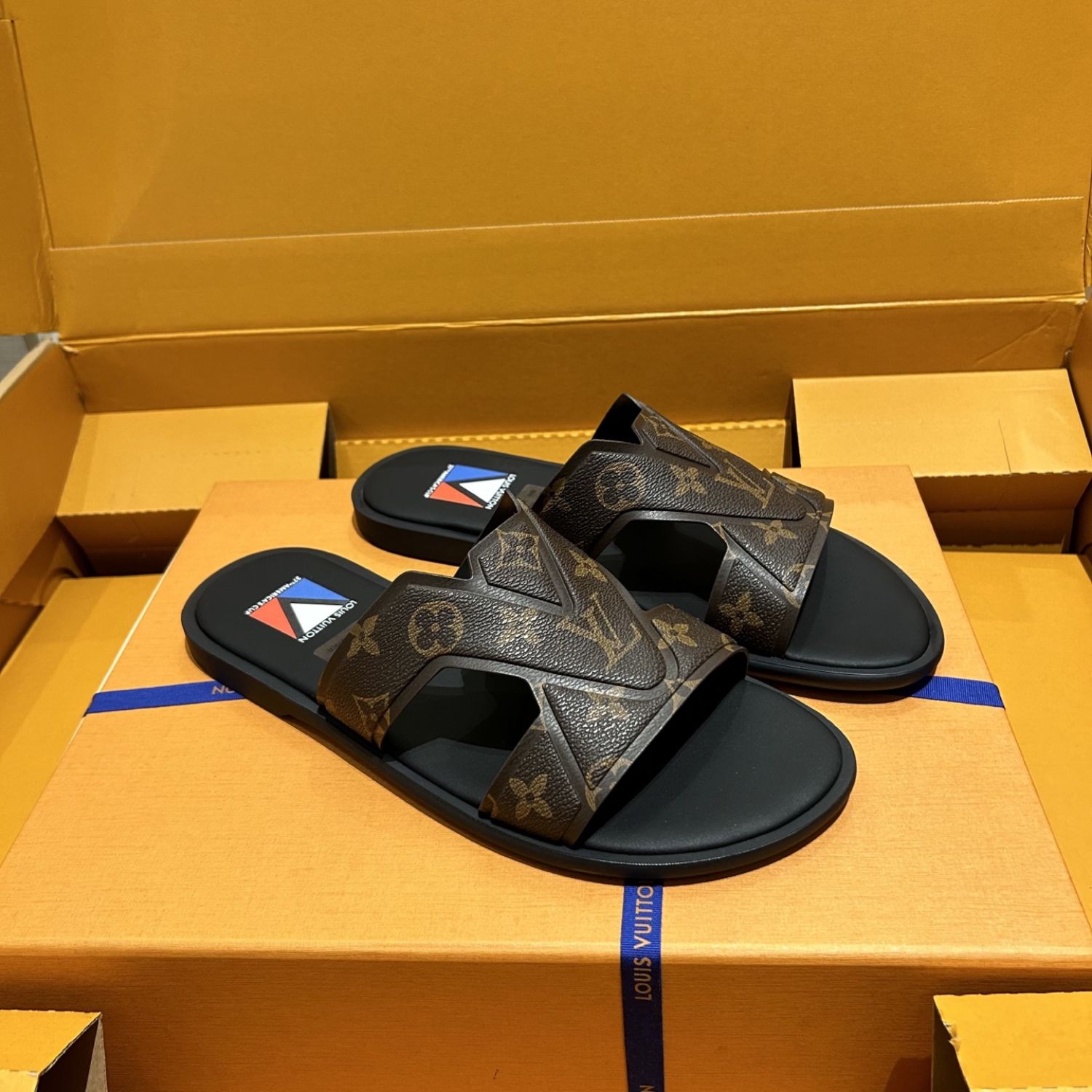 L0vis Vvtt0n Oasis Mule Monogram Ebene For Men