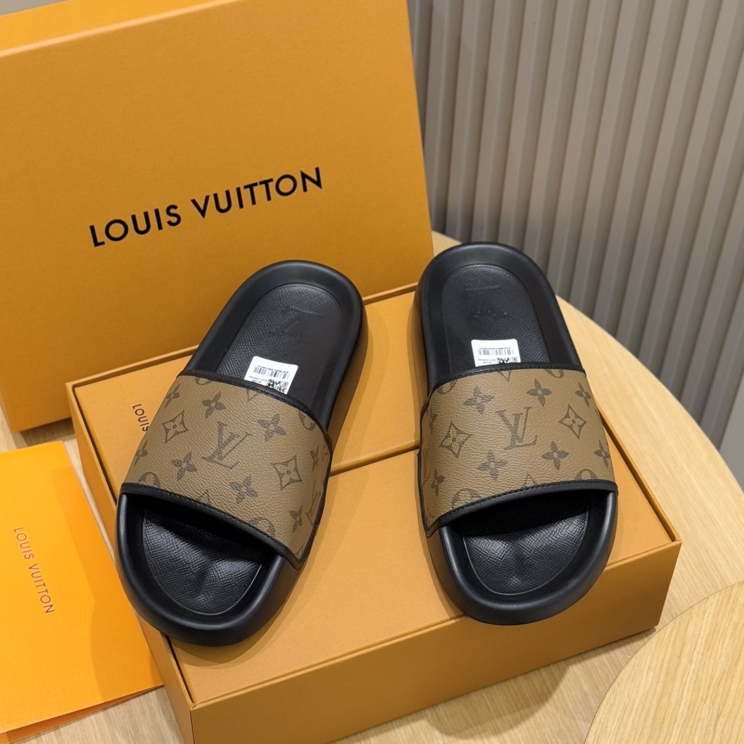L0vis Vvtt0n Waterfront Mule Brown For Men
