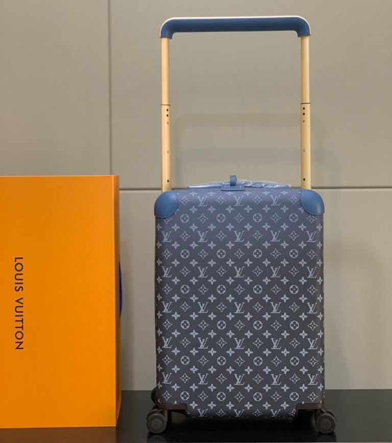 L0vis Vvtt0n Horizon 55 Suitcase Navy Blue For Men 21.7in/55cm