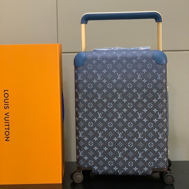 L0vis Vvtt0n Horizon 55 Suitcase Navy Blue For Men 21.7in/55cm