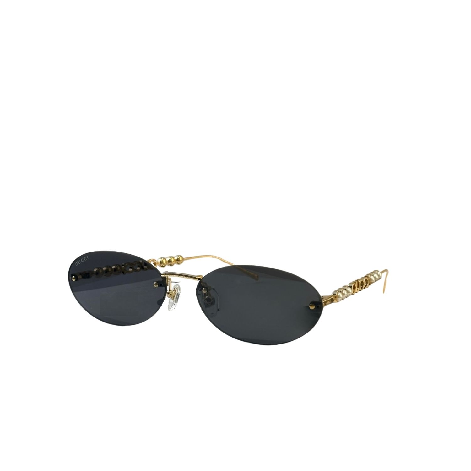 Gvc*1 Oval Frame Sunglasses Black With Gold Toned Metal Frame