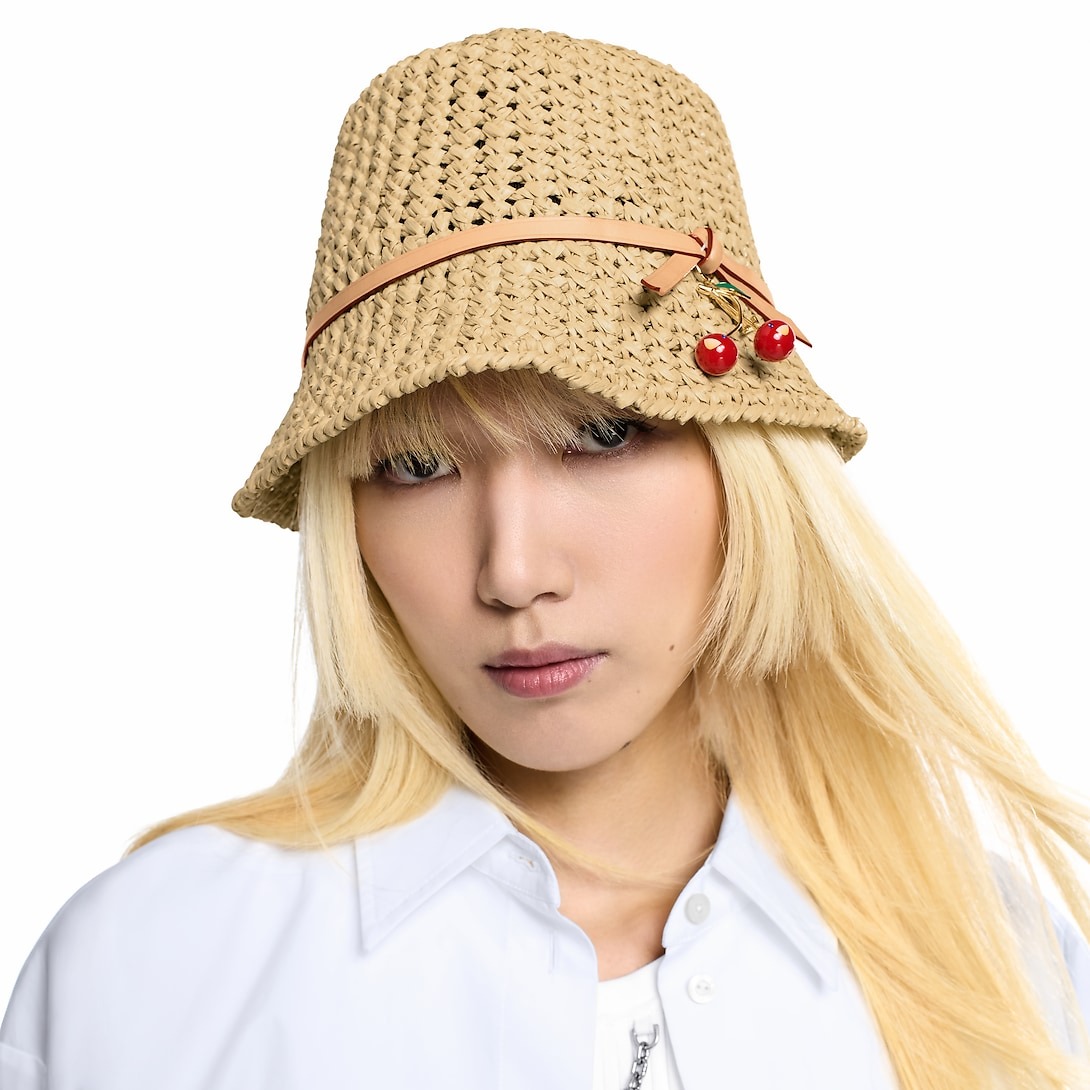 L0vis Vvtt0n LV x TM Cerise Charms Hat Natural For Women M5086M