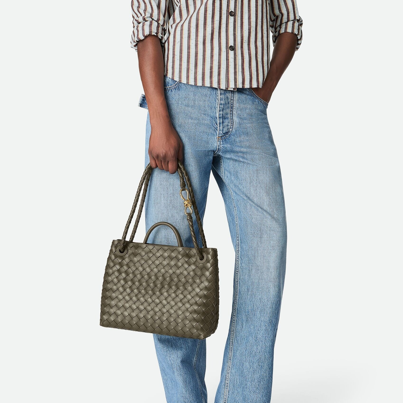 [True-to-ORIGINAL] B0tt*ga Ven*ta Medium Andiamo Cypress For Women 32cm/12.6in 766016VCPP13231