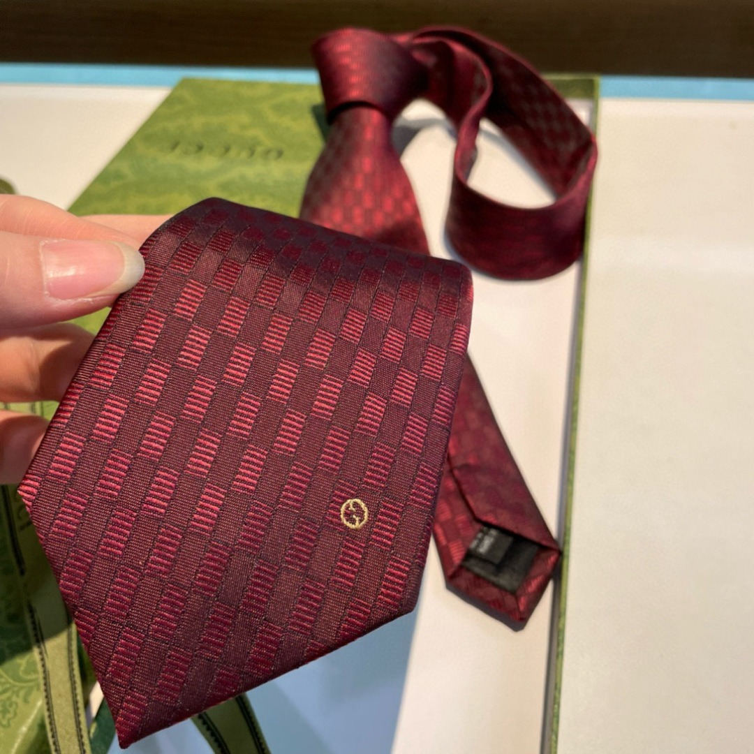 Gvc*1 Geometric Pattern Silk Tie Red For Men