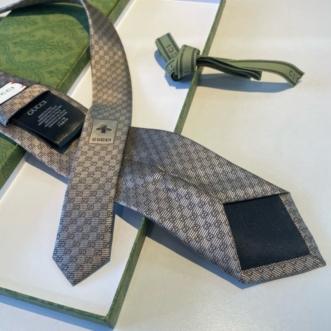 Gvc*1 Monogram Interlocking G Jacquard Tie Light Grey For Men