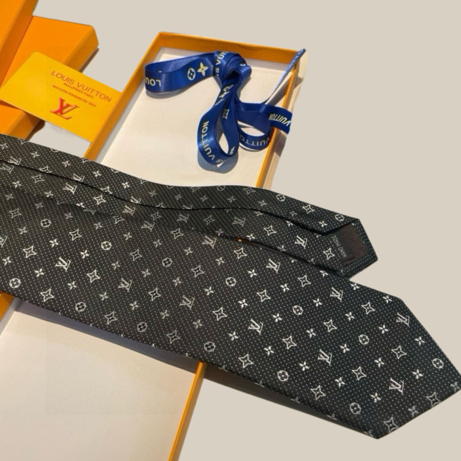 L0vis Vvtt0n Signature Monogram Silk Tie Dark Charcoal Grey For Men