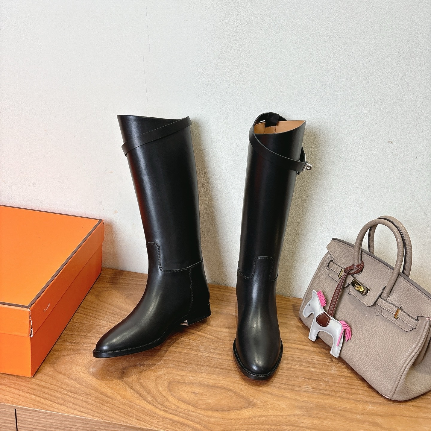 H**me5 Jumping Boots Black For Women H042138Z 01400