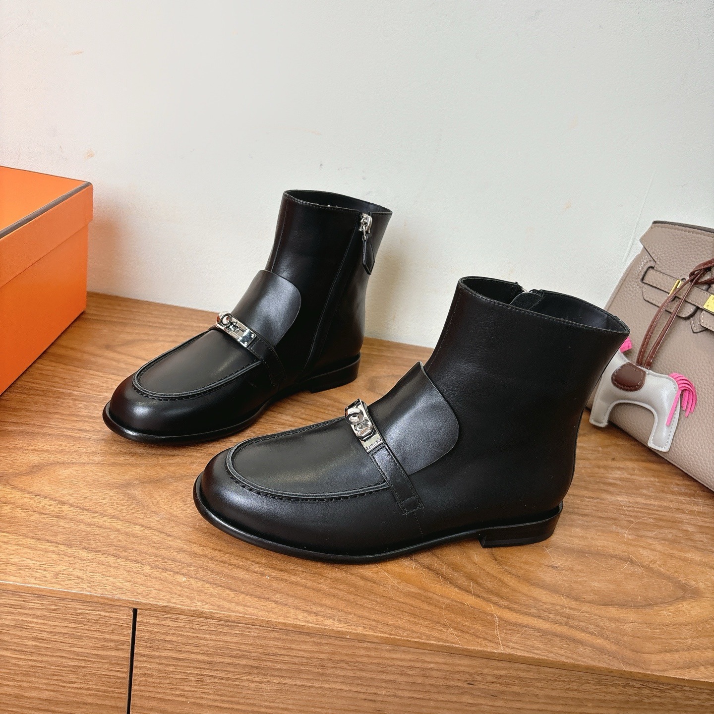 H**me5 Kelsy Ankle Boots Noir For Women H251005Z 02355