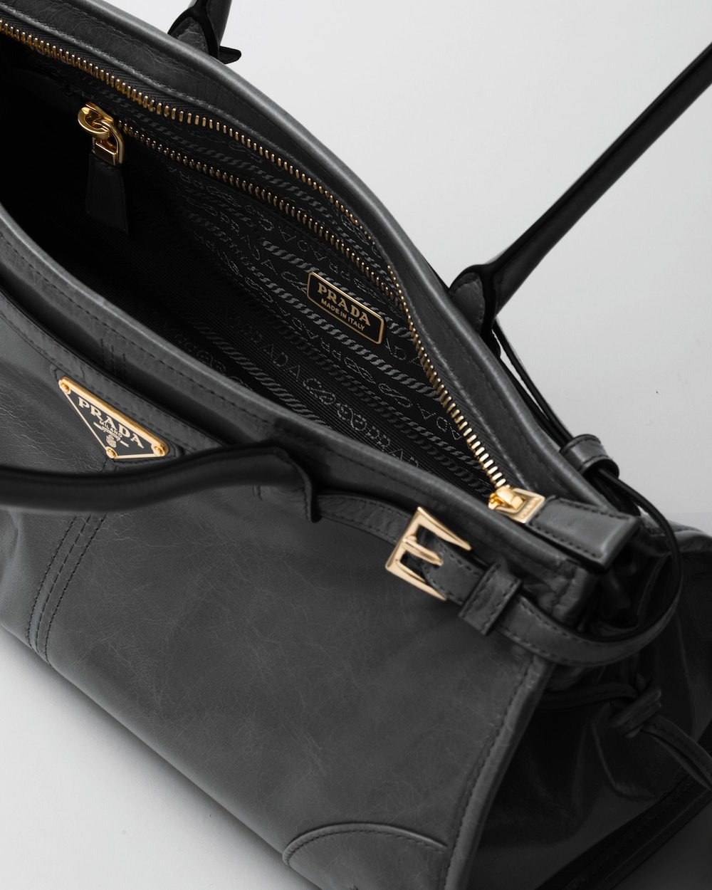 [True-to-ORIGINAL] Pra*a Bonnie Medium Shoulder Bag Black 32cm/13in – 1BA426_2CYR_F0002_V_MOO