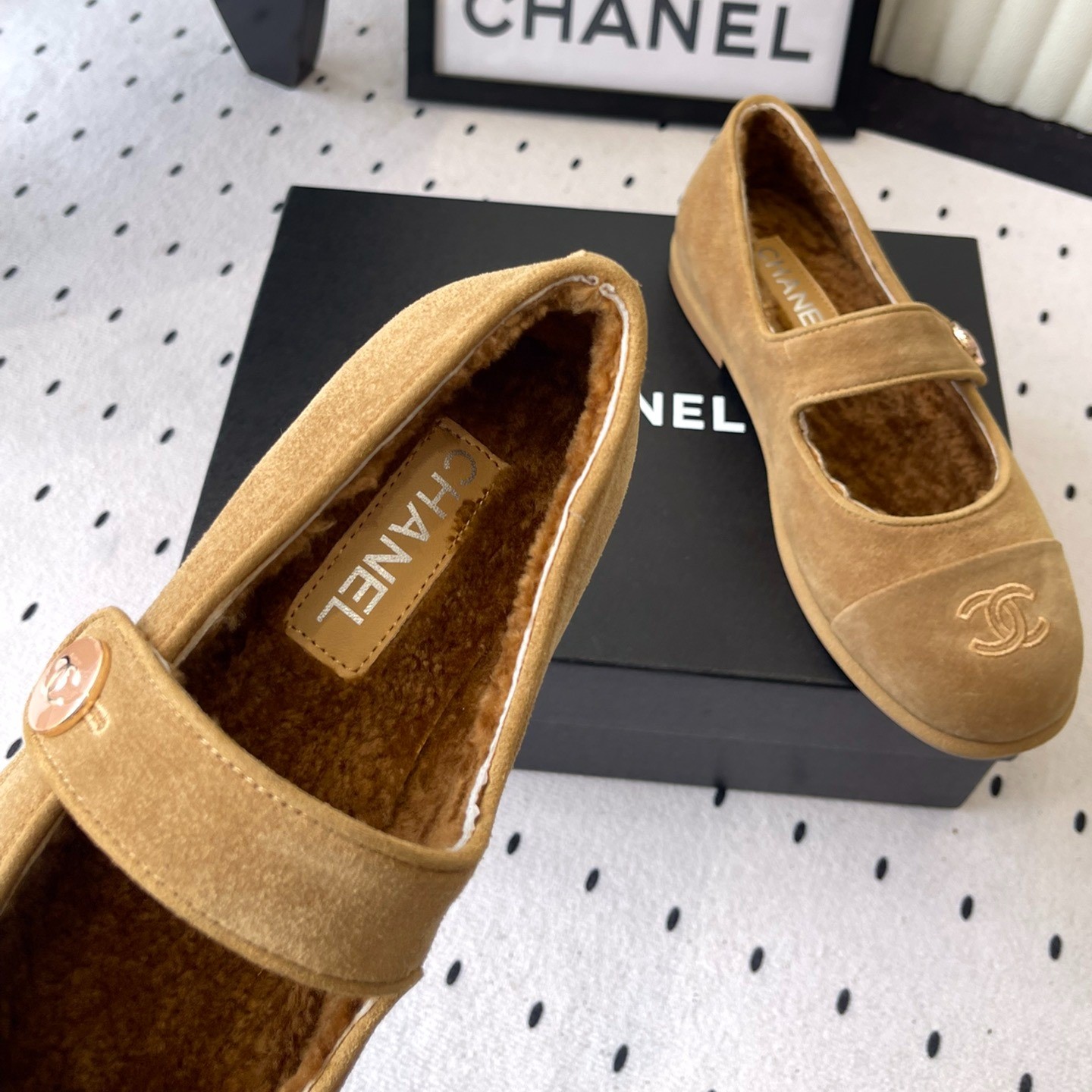 Ch**el Mary Jane Flats Tan Suede Shearling For Women