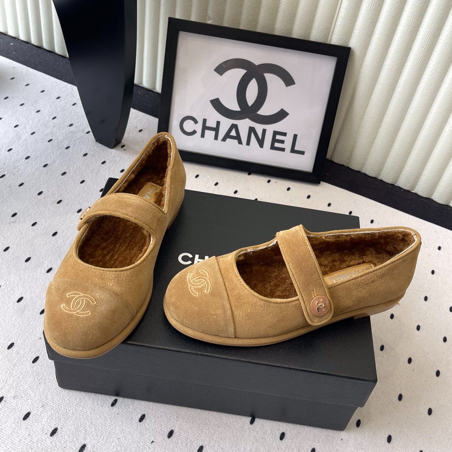 Ch**el Mary Jane Flats Tan Suede Shearling For Women