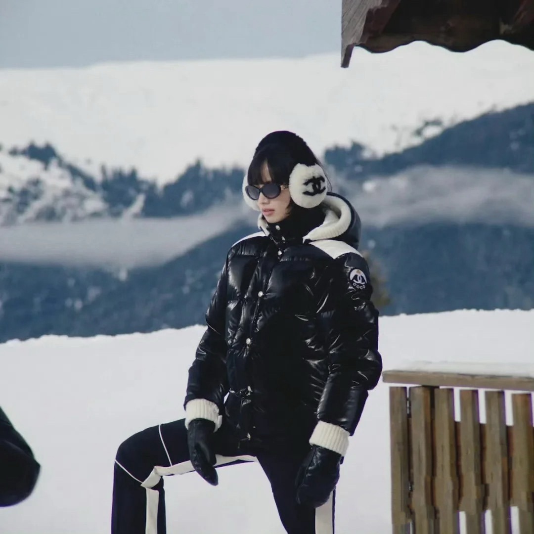 Ch**el Puffer Coat Black For Women