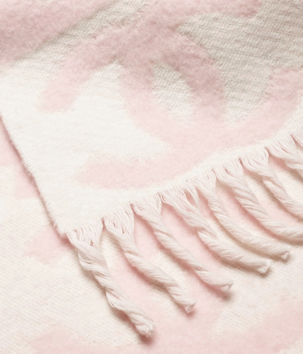 Ch**el Scarf Light Pink/White For Women 70.9in/180cm AAB478-B22311-U4447