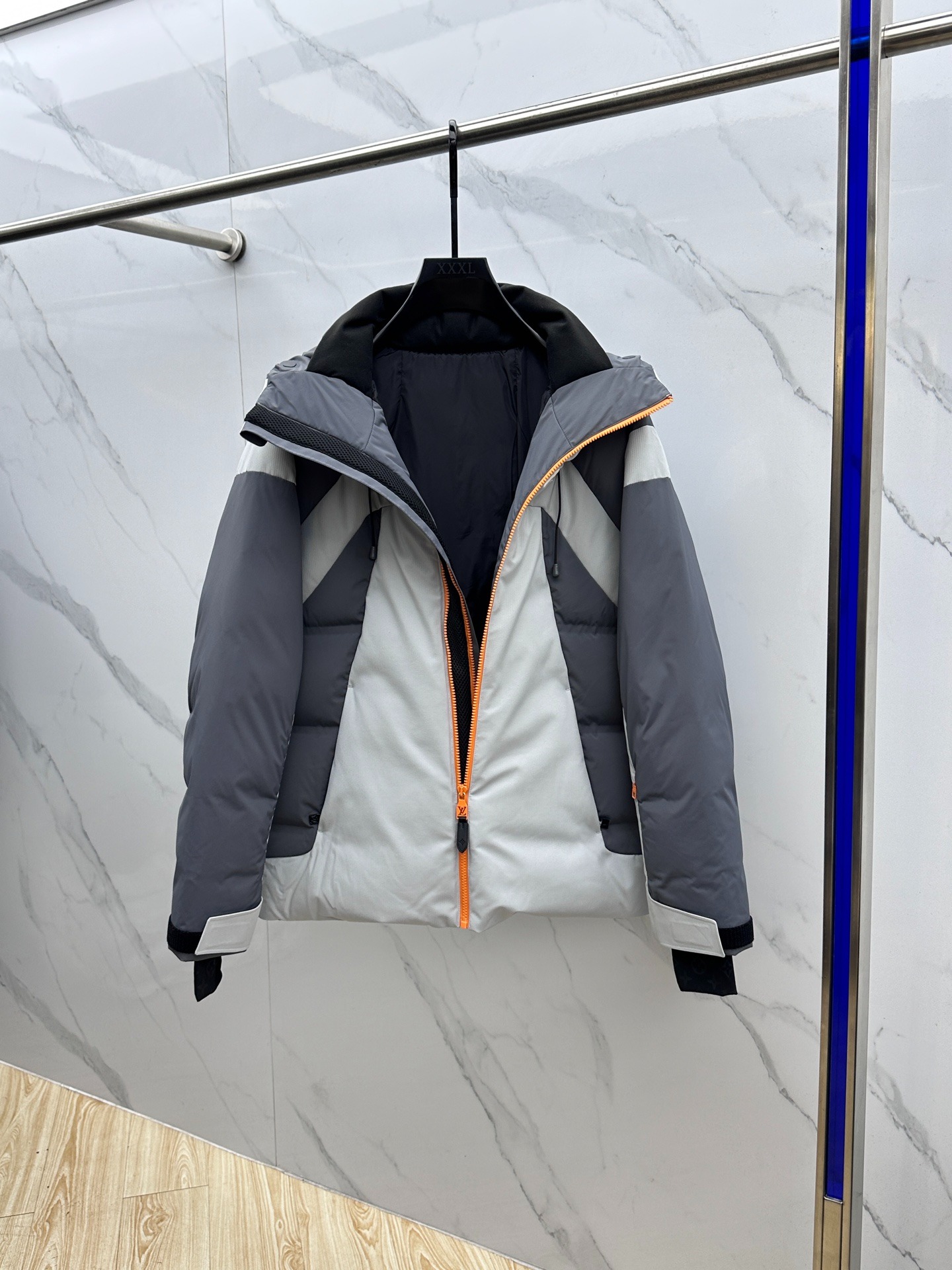 L0vis Vvtt0n Technical Down Ski Jacket Grey For Men – 1AGIQ7