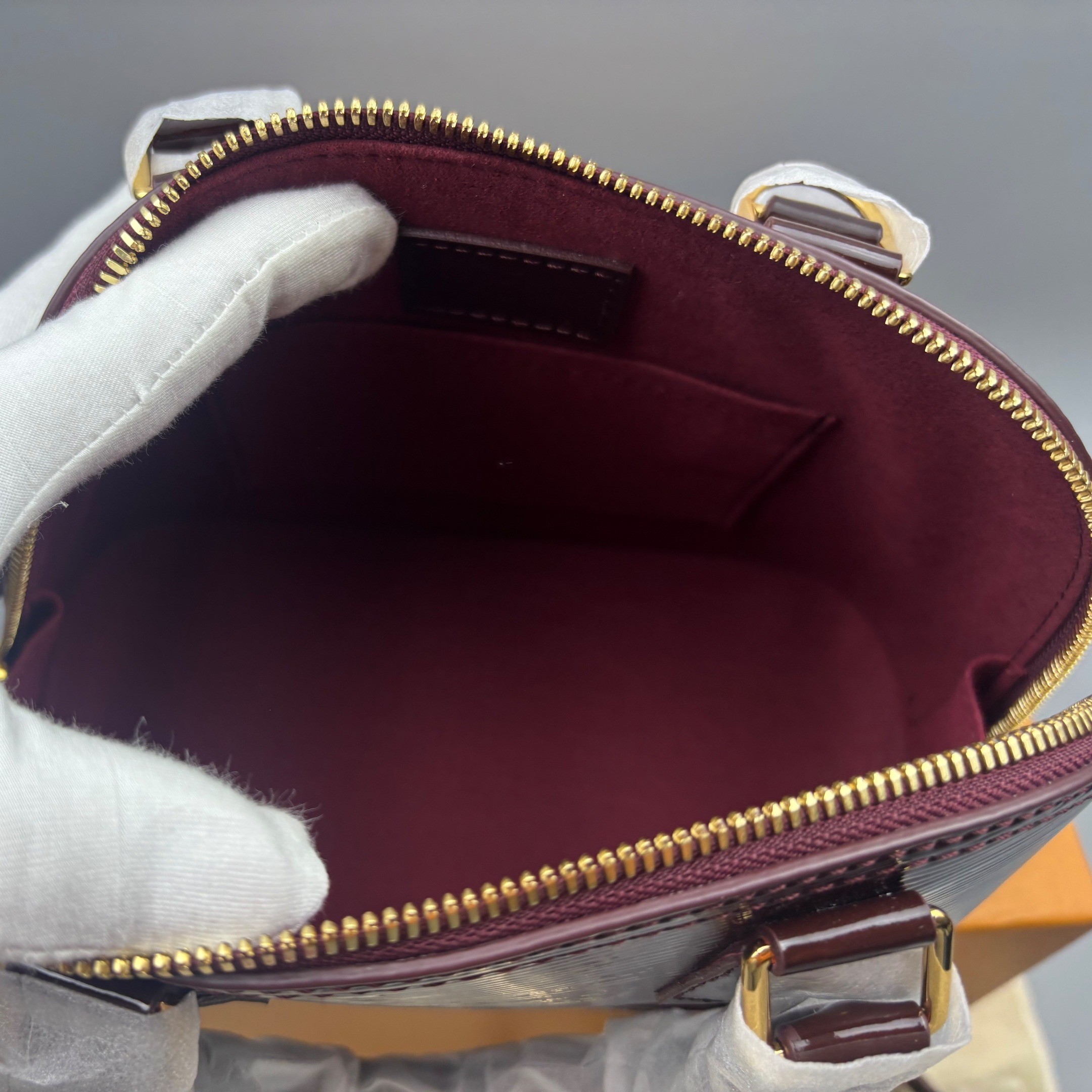 [True-to-ORIGINAL] L0vis Vvtt0n Alma BB Burgundy For Women 9.3in/23.5cm