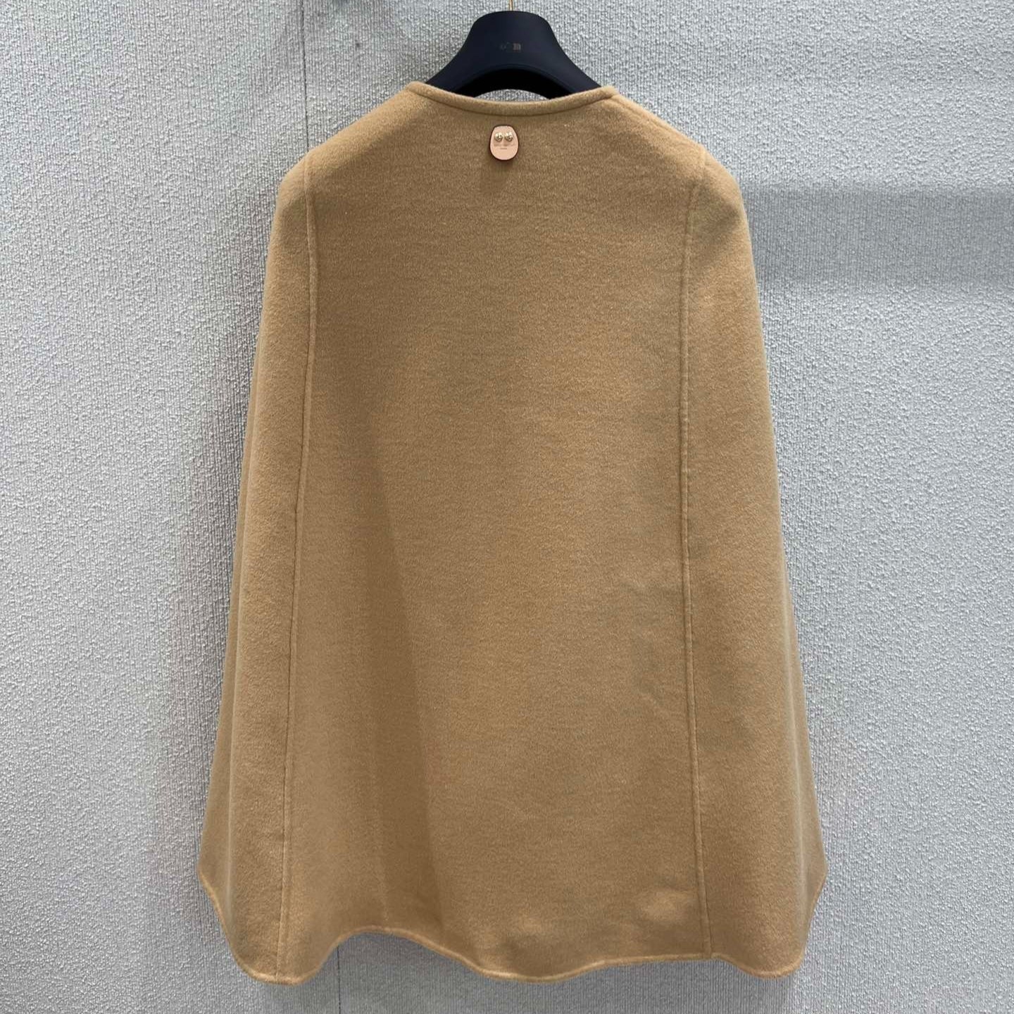 L0vis Vvtt0n Cape Coat Beige For Women
