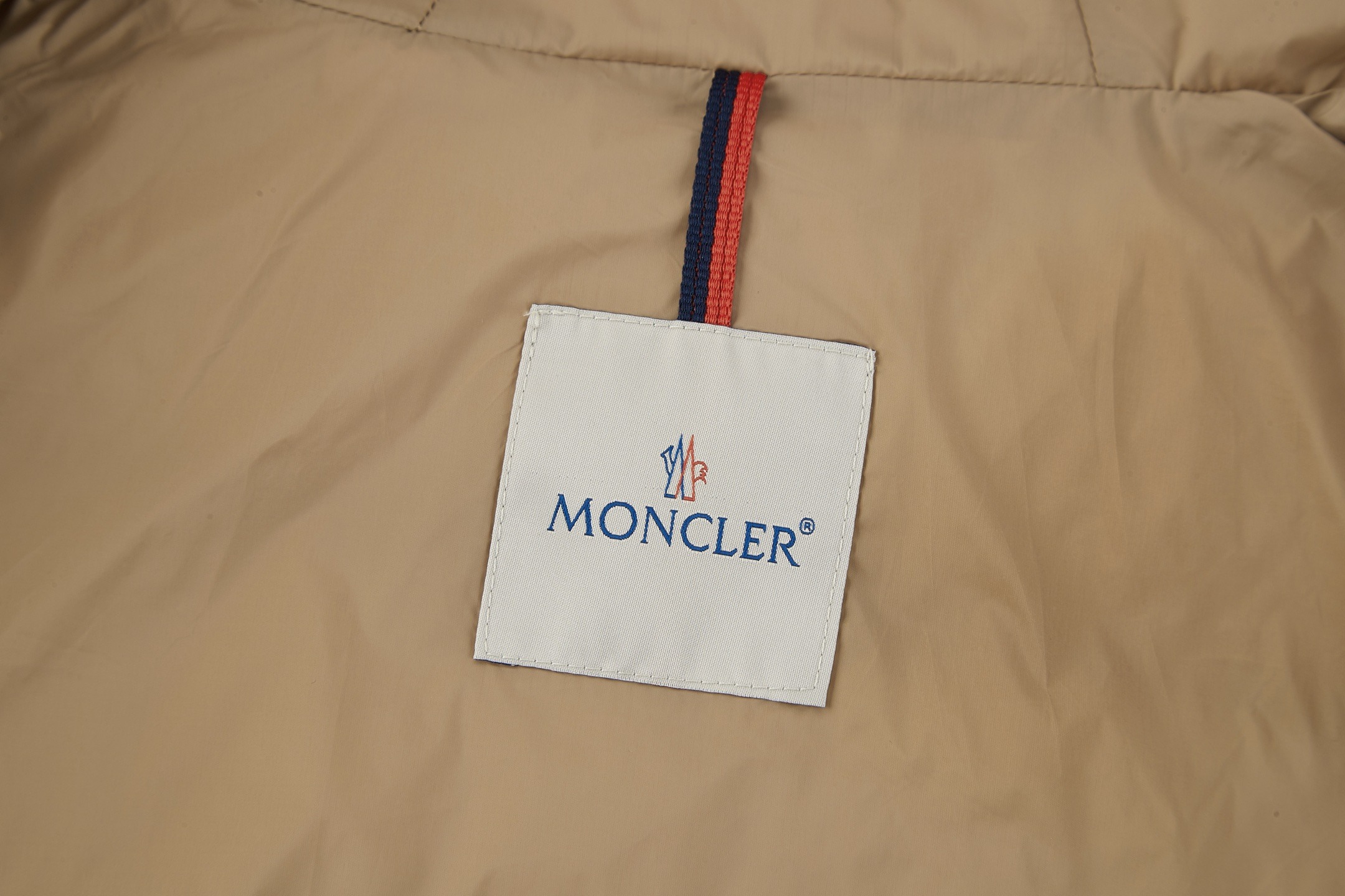Moncler Boed Hooded Shearling-Trimmed Short Down Jacket Beige For Women