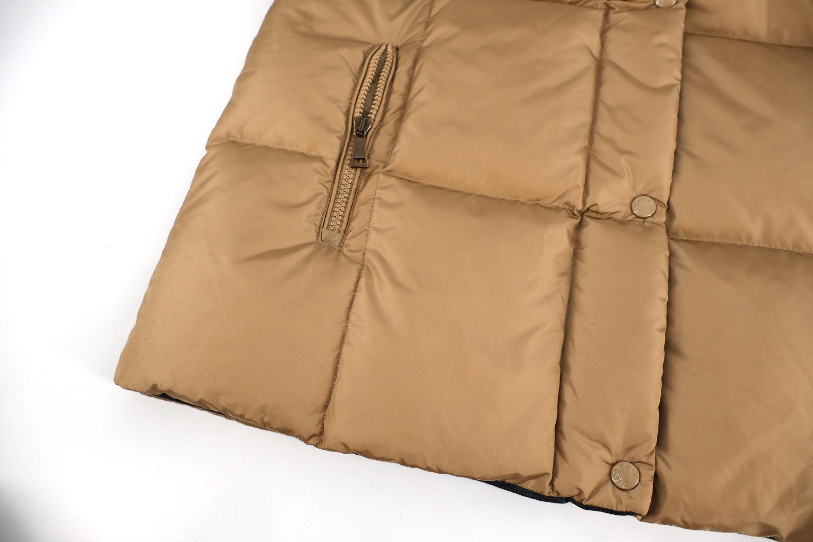 Moncler Castelnou Square-Quilted Hooded Short Down Jacket Beige For Women