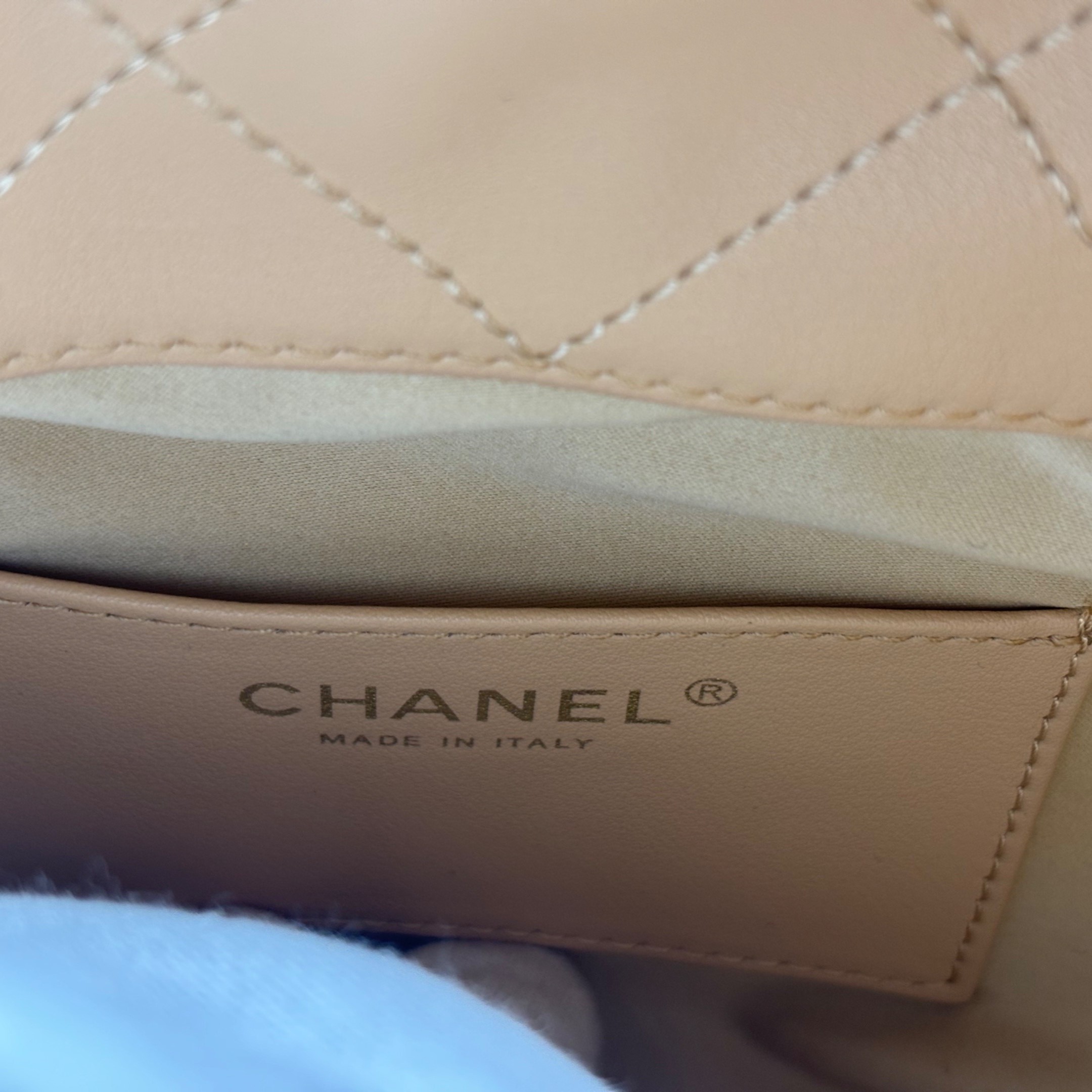 Ch**el Hobo Handbag Beige For Women 9.4in/24cm AS5976-B22897-U4531