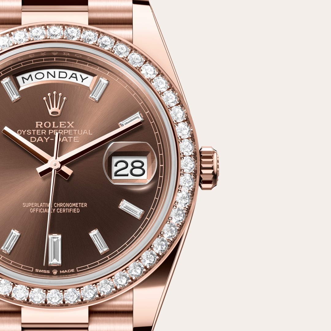 R01ex Day-Date 40 Watch Rose Gold Toned Chocolate Dial 40mm For Men 228345RBR-0006