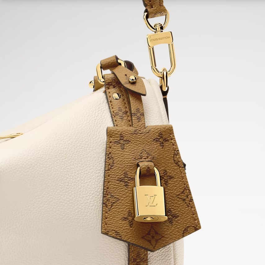 L0vis Vvtt0n Express PM Shoulder Bag 10.2in/ 26cm Vanille Gold Hardware For Women M29392