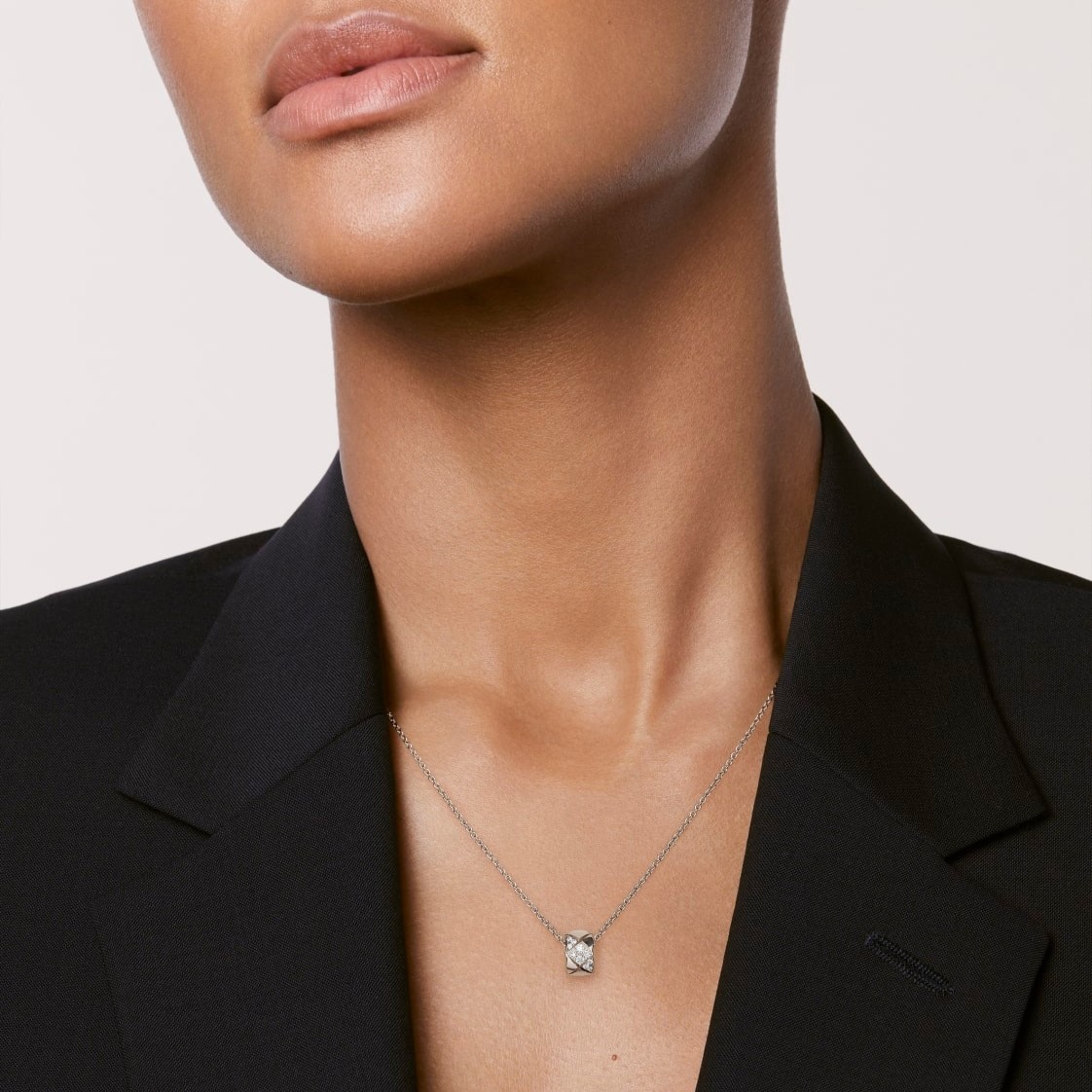 Ch**el Coco Crush Necklace Silver Hardware For Women J13701