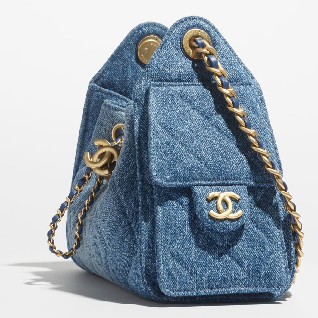 Ch**el 25 Mini Shoulder Bag 8.7in/ 22cm Blue Gold Hardware For Women AS5631-B23556-U7740