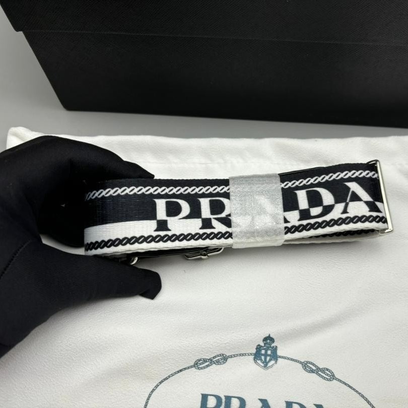 Pra*a Small Shoulder Bag In Black For Women 9in/ 23cm 1BD314_2DKV_F0002_V_3OO
