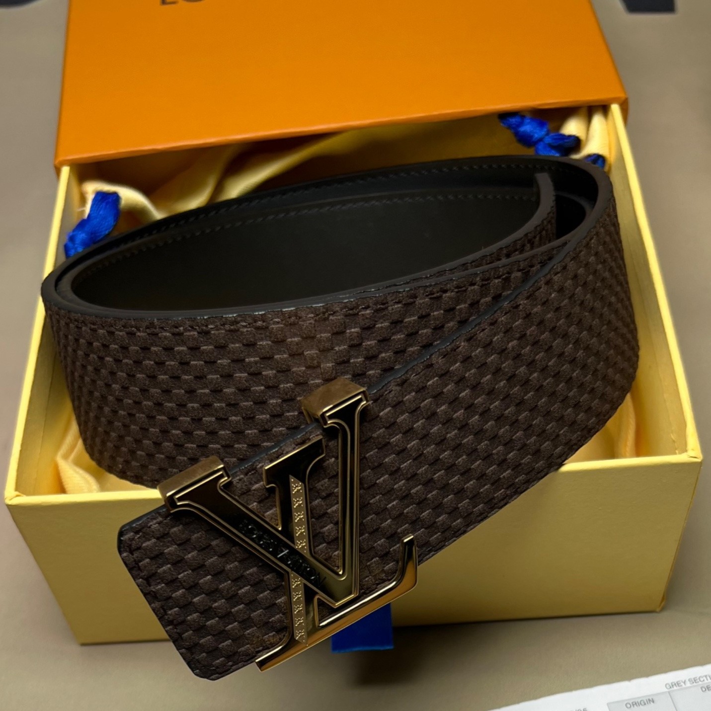 L0vis Vvtt0n Initiales Reversible LV Belt with Gold Toned Hardware