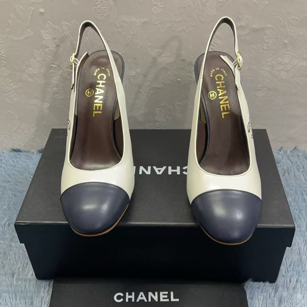 Ch**el Slingbacks White And Dark Blue For Women – G45564 B15702 NV160