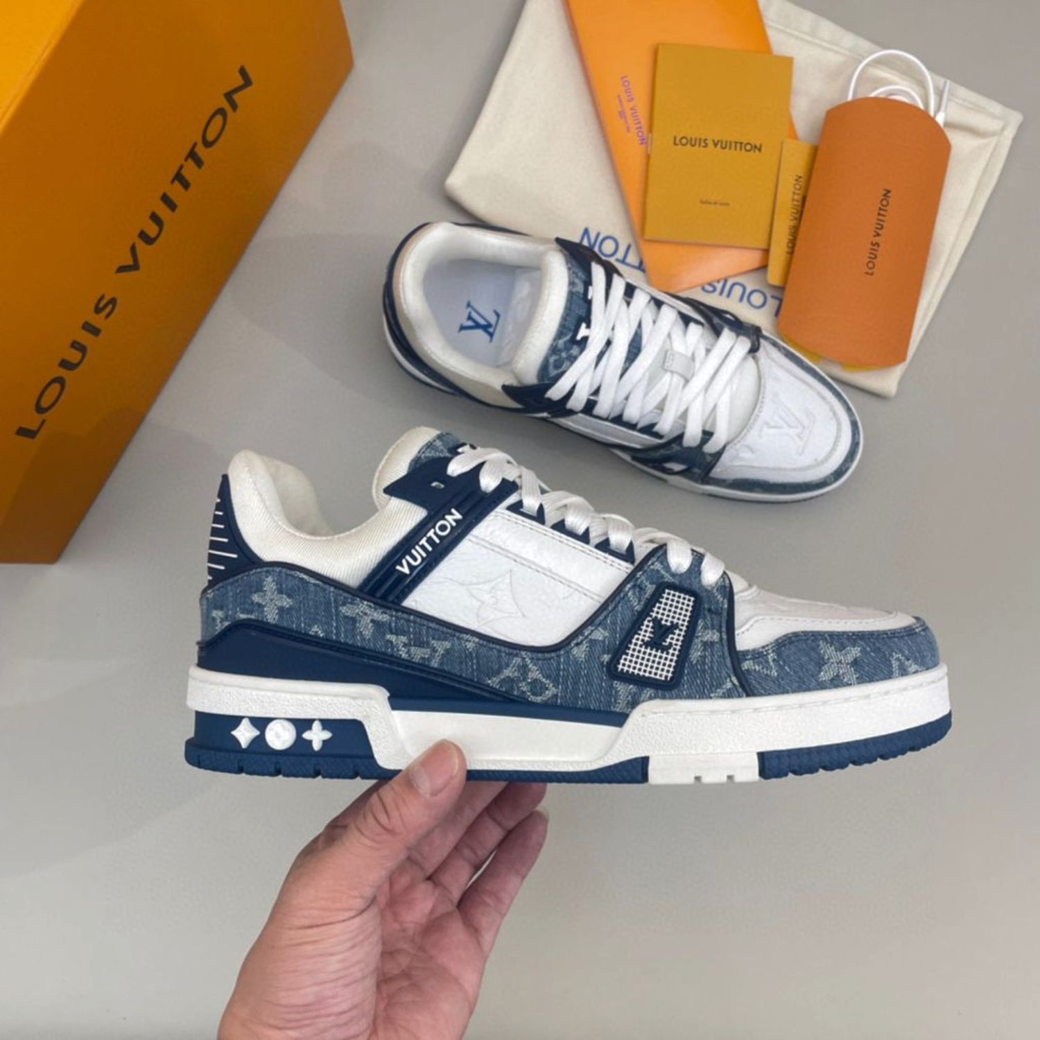 L0vis Vvtt0n Trainer Sneaker Monogram Canvas Blue Virgil Abloh For Men LV