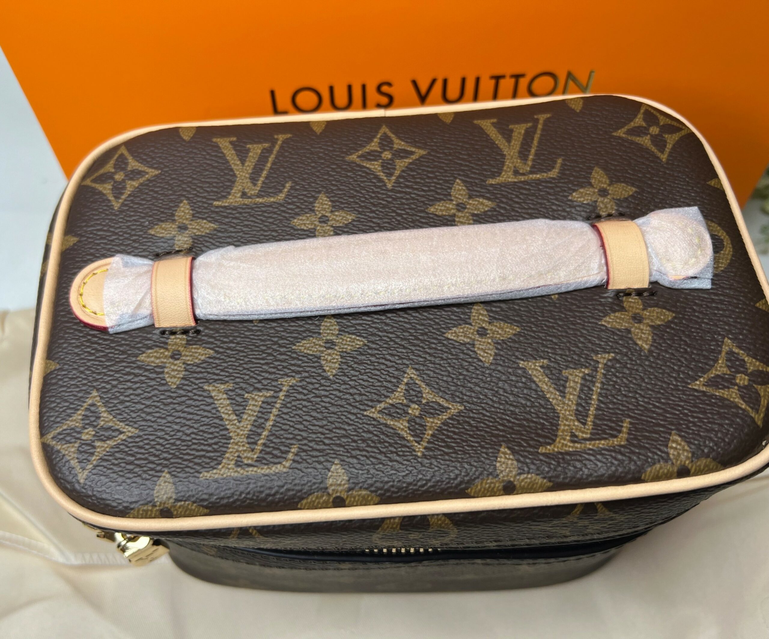 L0vis Vvtt0n Nice Mini Bag Brown For Women 7,9in/20cm M44495