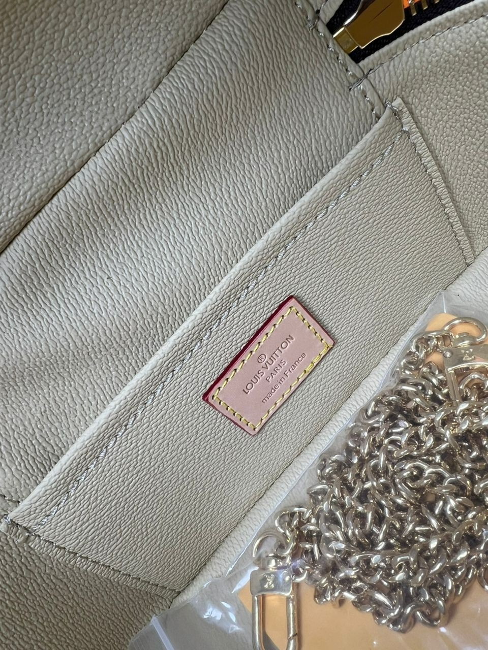 L0vis Vvtt0n Nice Mini Bag Brown For Women 7,9in/20cm M44495