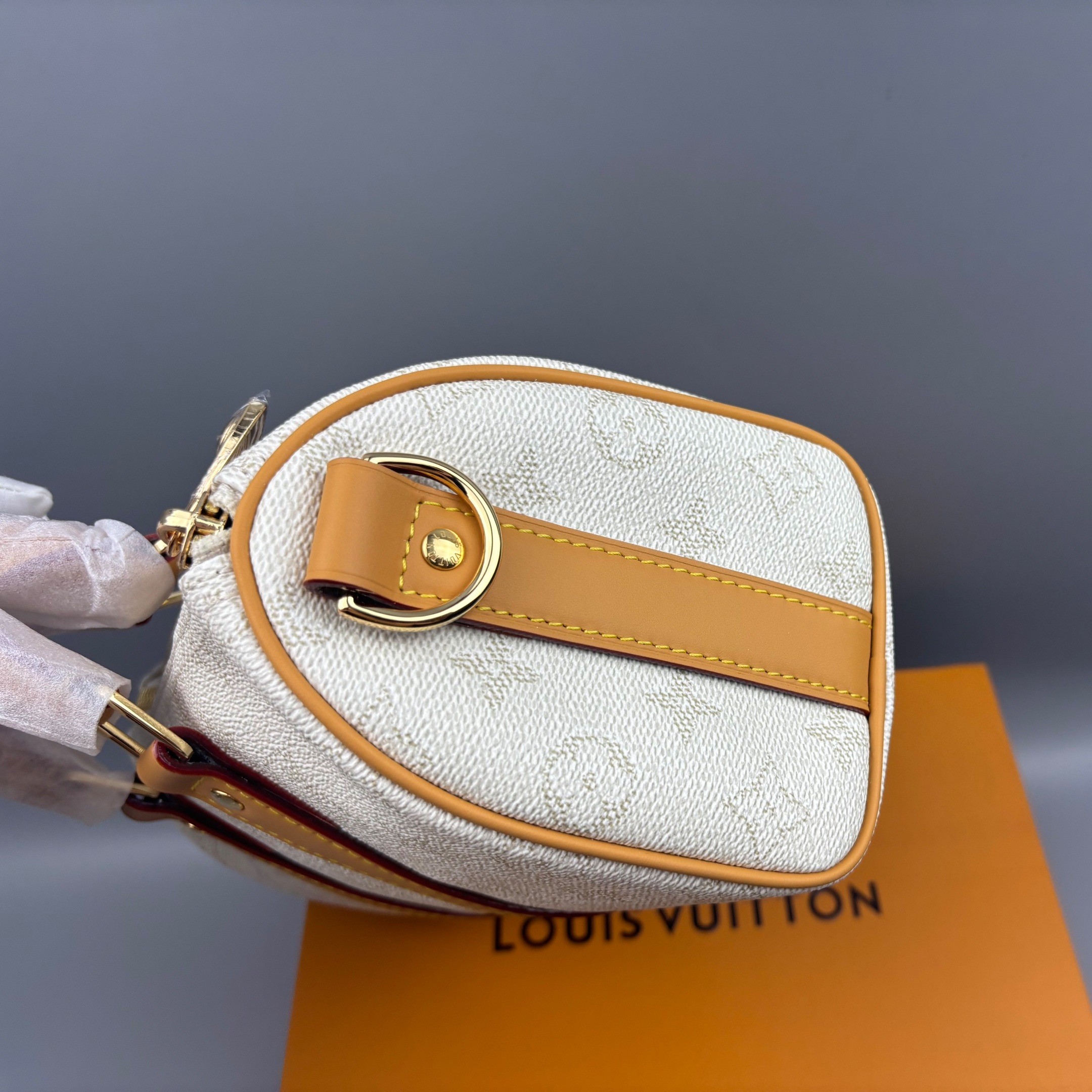 [True-to-ORIGINAL] L0vis Vvtt0n Keepall Bandoulière 25 Bags Off-White 25cm/9.8in – M15076