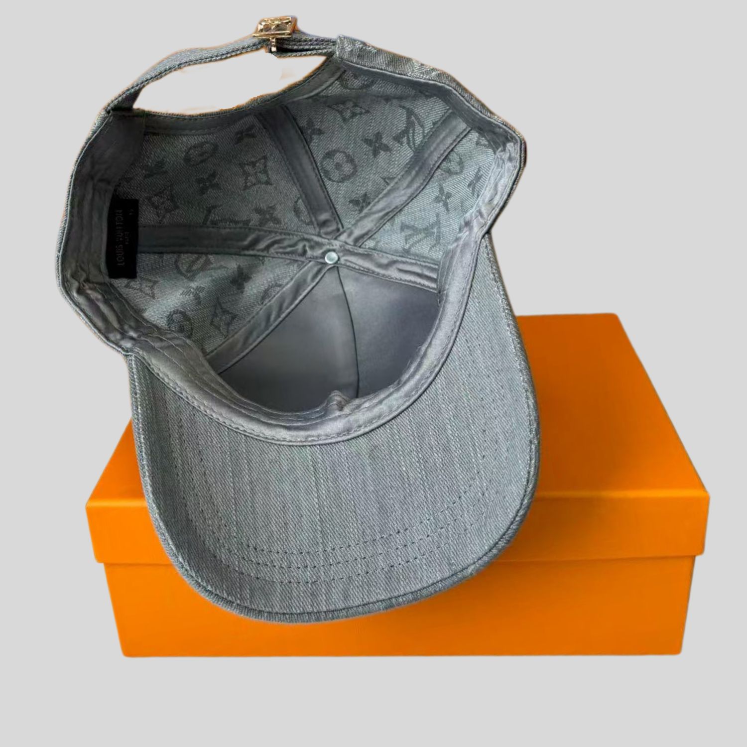 L0vis Vvtt0n Denim Cap Grey For Women M7943M