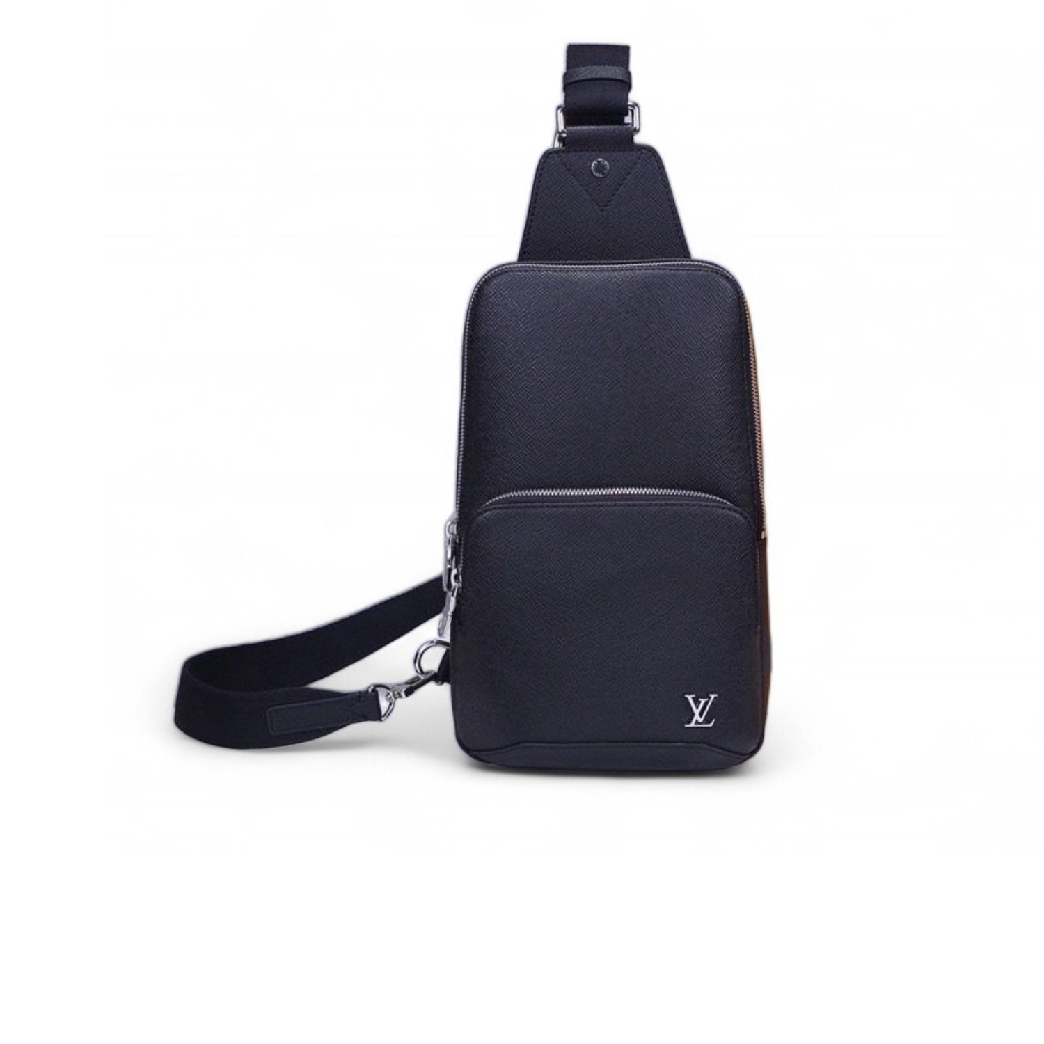 L0vis Vvtt0n Avenue Sling Bag Taiga Black For Men, Men’s Bags, Messenger And Crossbody Bags 12.2in/31cm LV M30443