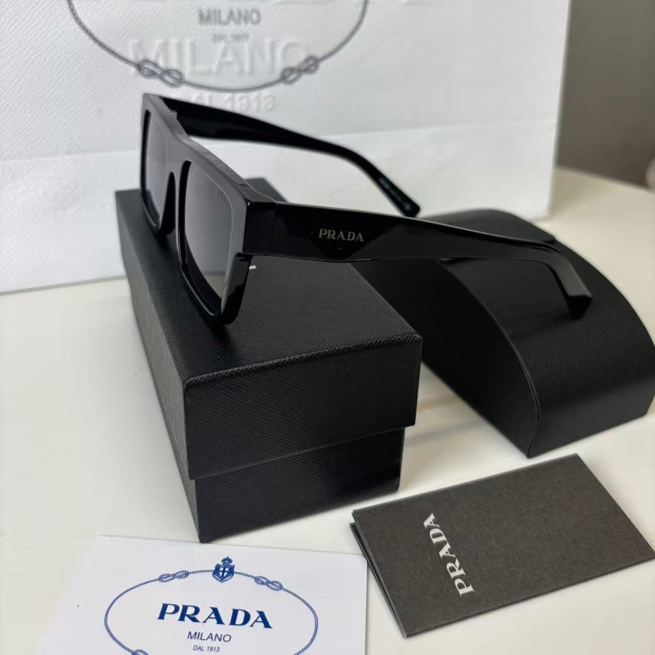 Pra*a Sunglasses Exclusive Black For Women