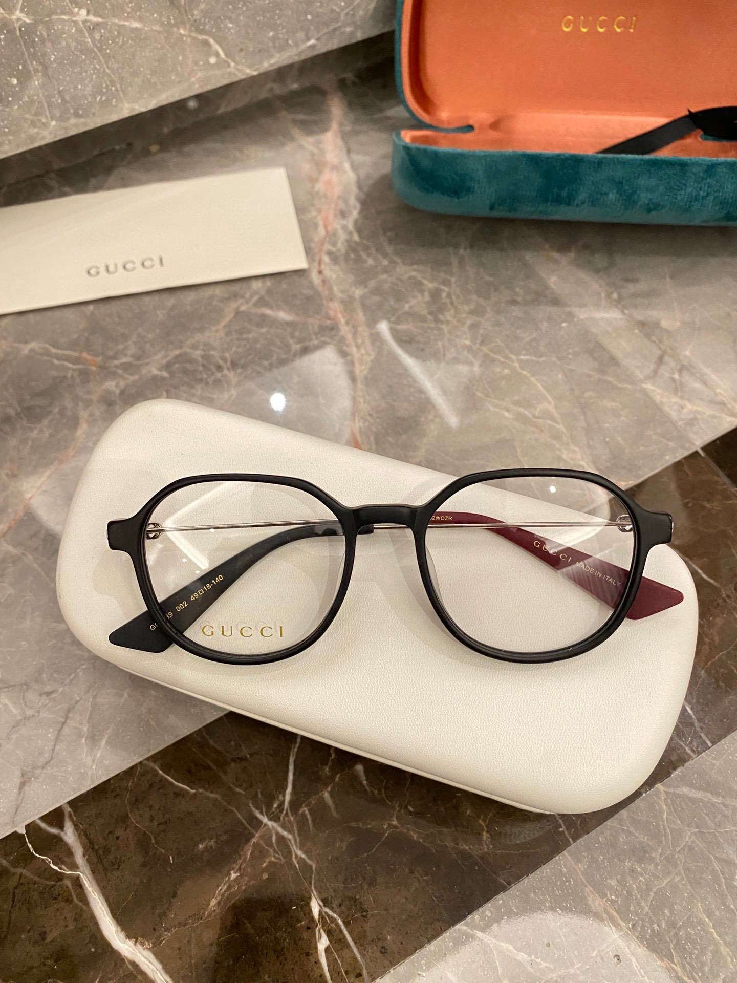 Gvc*1 Round Frame Flat Sunglasses Black For Women
