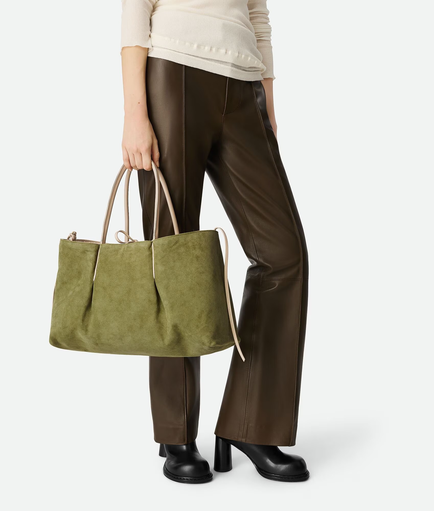 [True-to-ORIGINAL] B0tt*ga Ven*ta Medium Pinacoteca Ecru For Women 43cm/16.9in – 817166V5AG19631