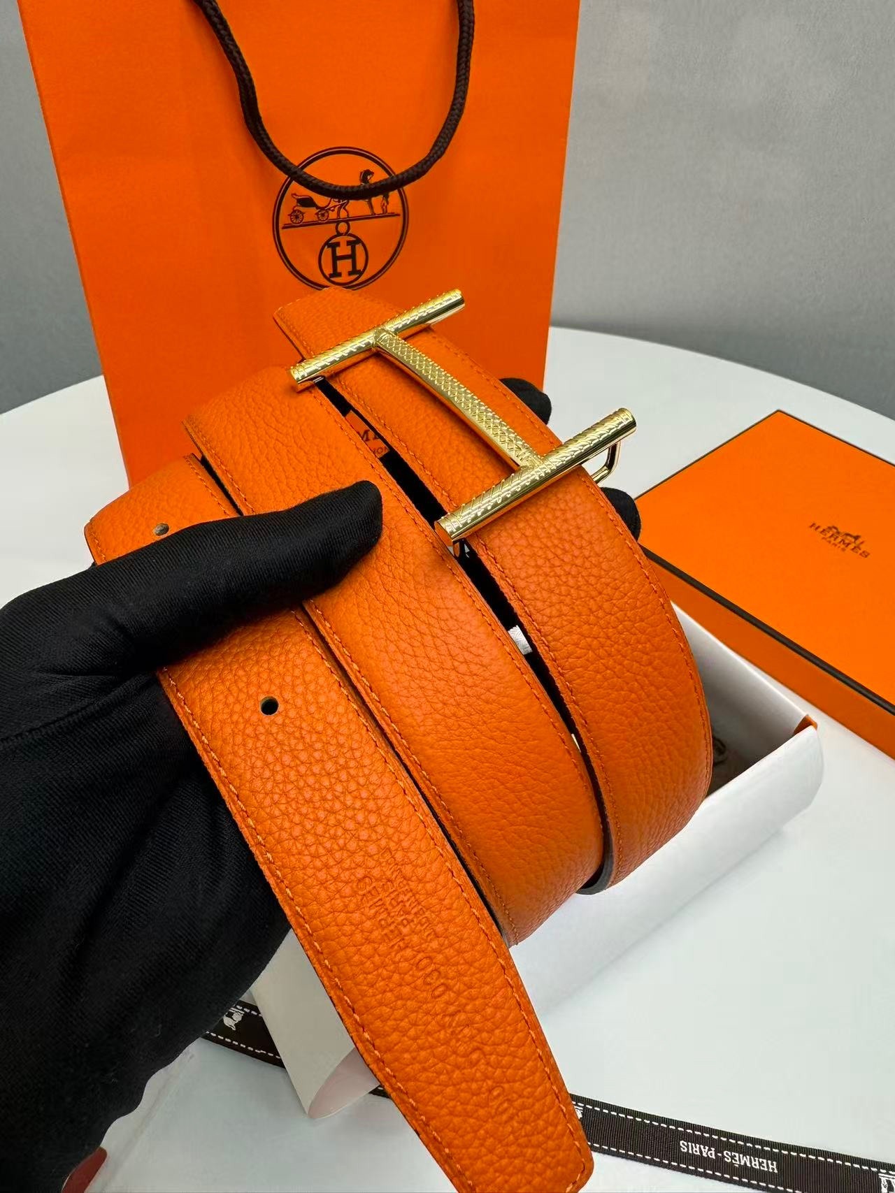 H**me5 Hisseo Belt Buckle And Reversible Leather Strap 32 mm Noir/Orange For Men H011772UP82
