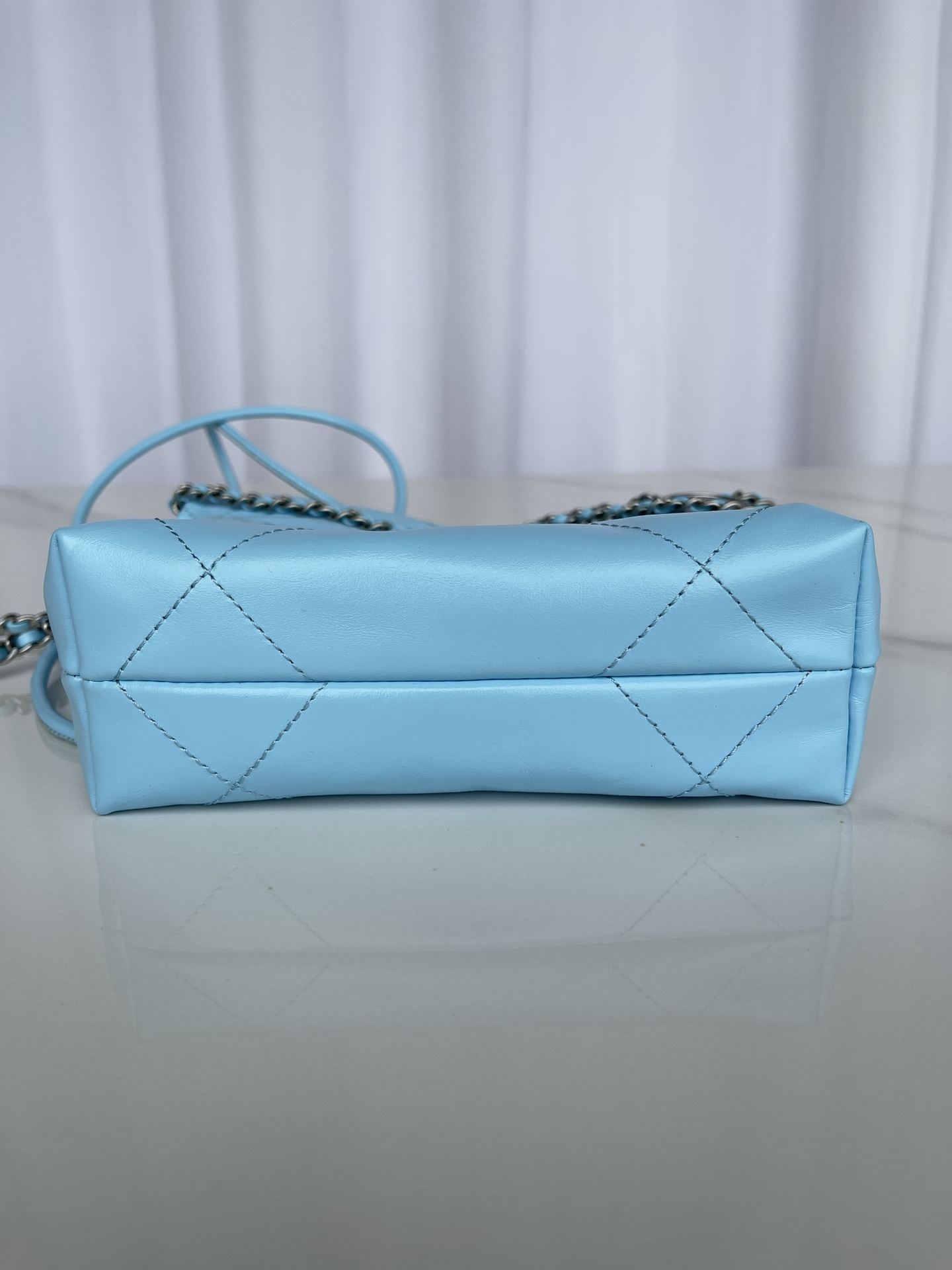 Ch**el 22 Mini Handbag Blue For Women 20cm / 7.9in AS3980