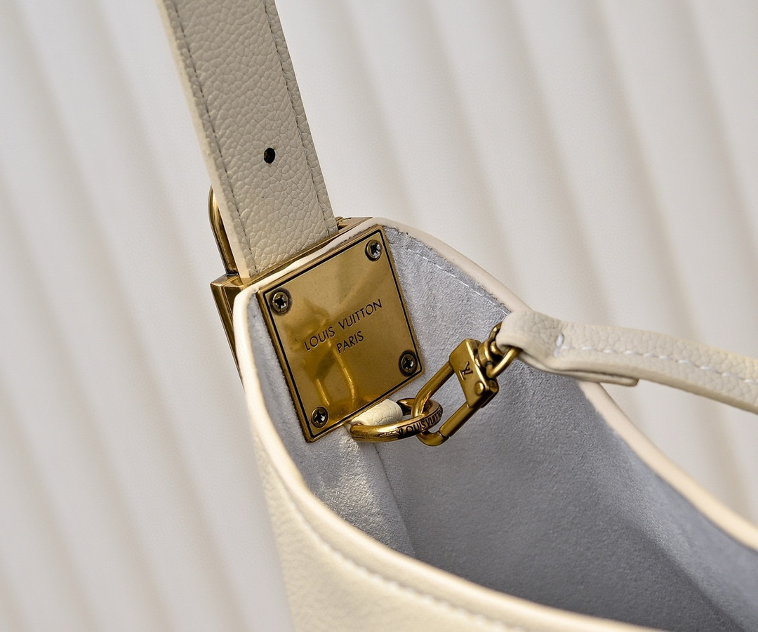 L0vis Vvtt0n Low Key Hobo MM Beige For Women M25022 12.2in/31cm