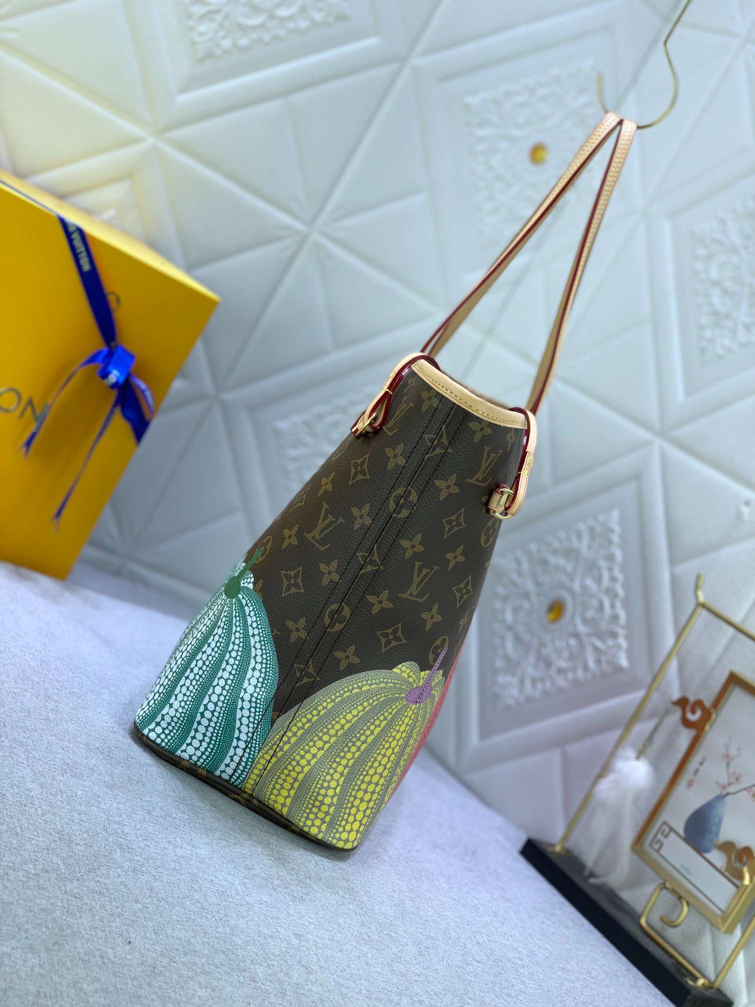 L0vis Vvtt0n LV x YK Neverfull MM Bag Brown For Women 12.2in/31cm M46468