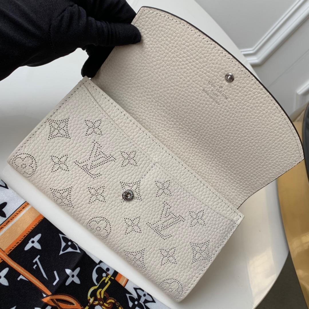 L0vis Vvtt0n Iris Wallet Monogram Canvas Greige For Women, Women’s Wallet 19cm LV M60144