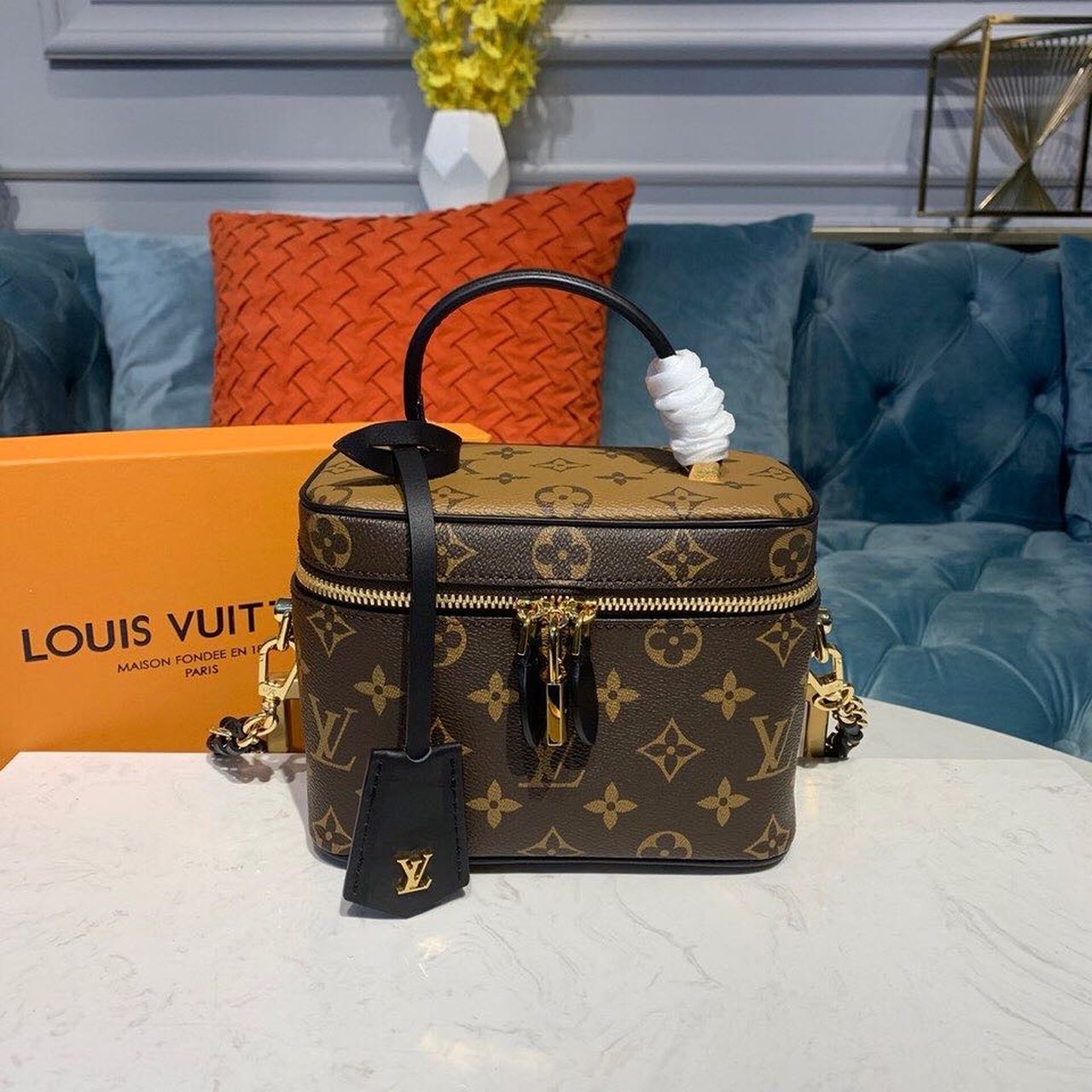 L0vis Vvtt0n Vanity PM Monogram And Monogram Reverse Canvas By Nicolas Ghesquiere For Women, Women’s Handbags, Shoulder And Crossbody Bags 7.5in/19cm LV M45165